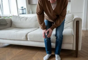 What Causes Knee Pain as You Age